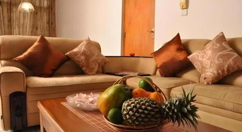 Full Moon Garden Hotel Negombo