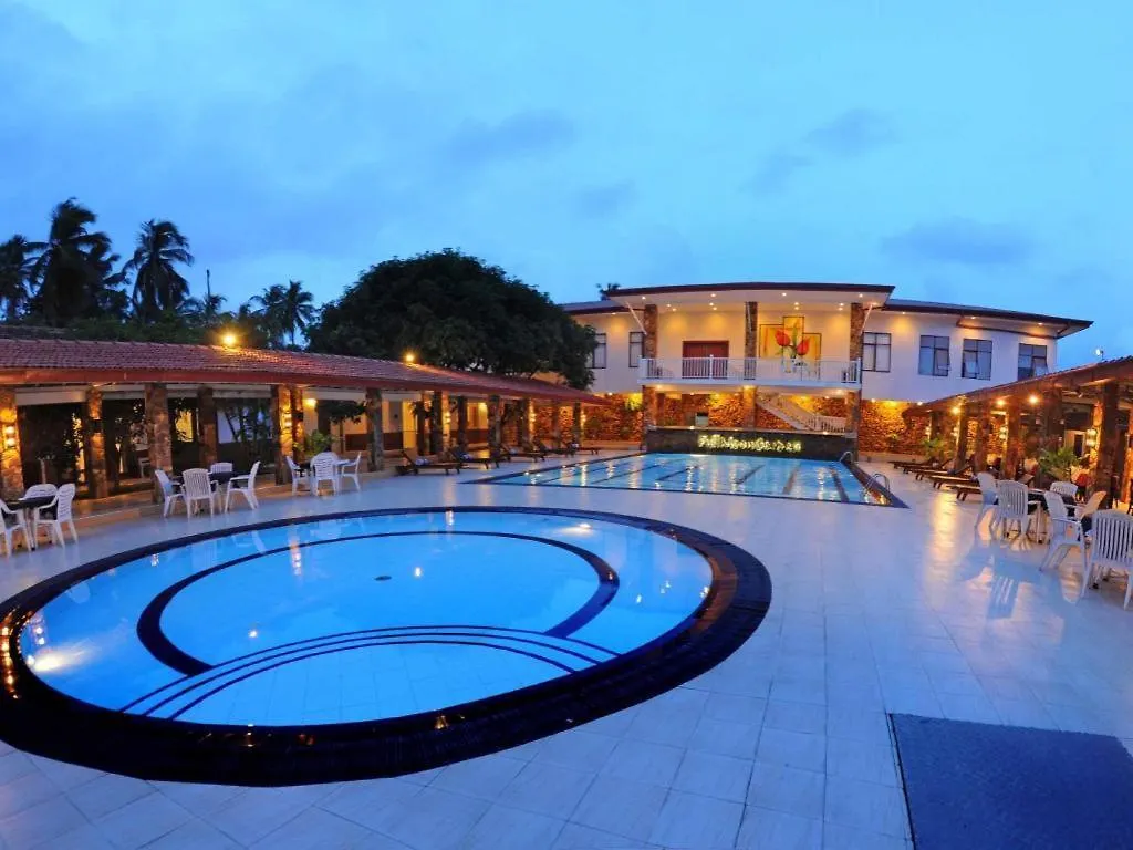 Full Moon Garden Hotel Negombo
