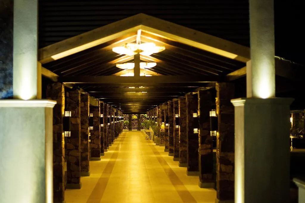 Full Moon Garden Hotel Negombo