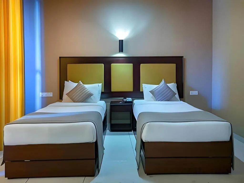Full Moon Garden Hotel Negombo