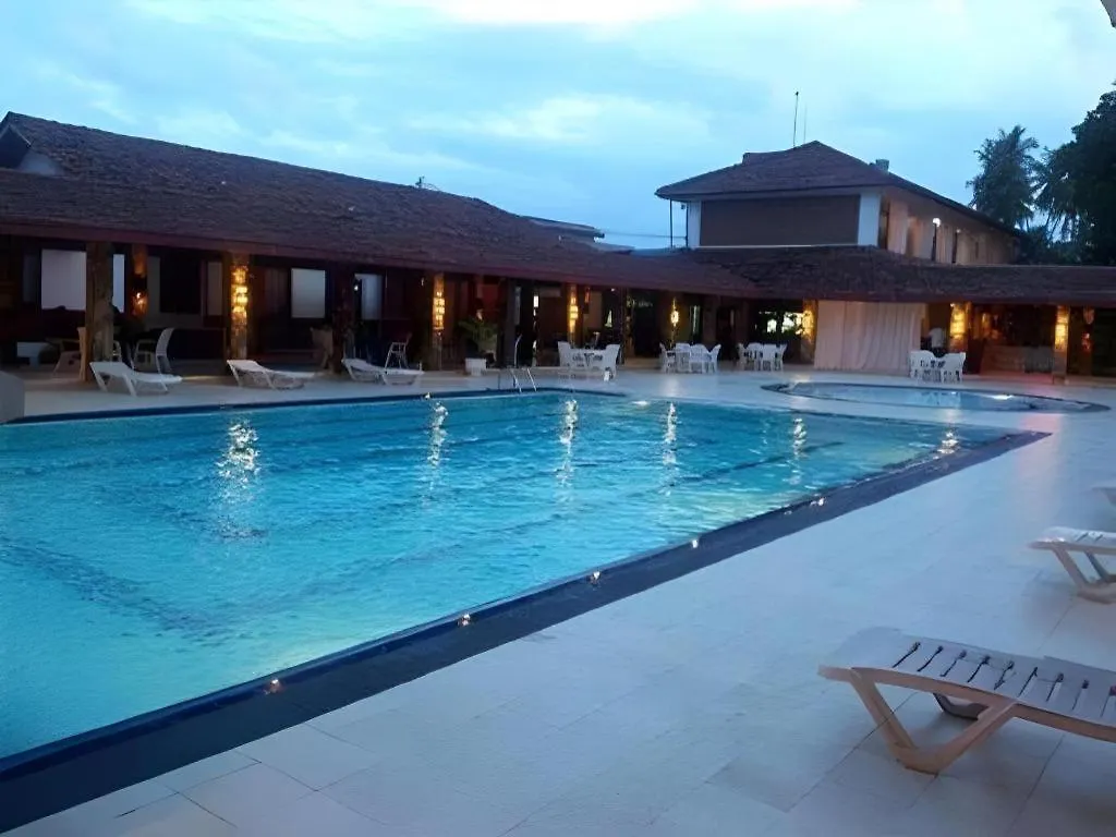 Full Moon Garden Hotel Negombo